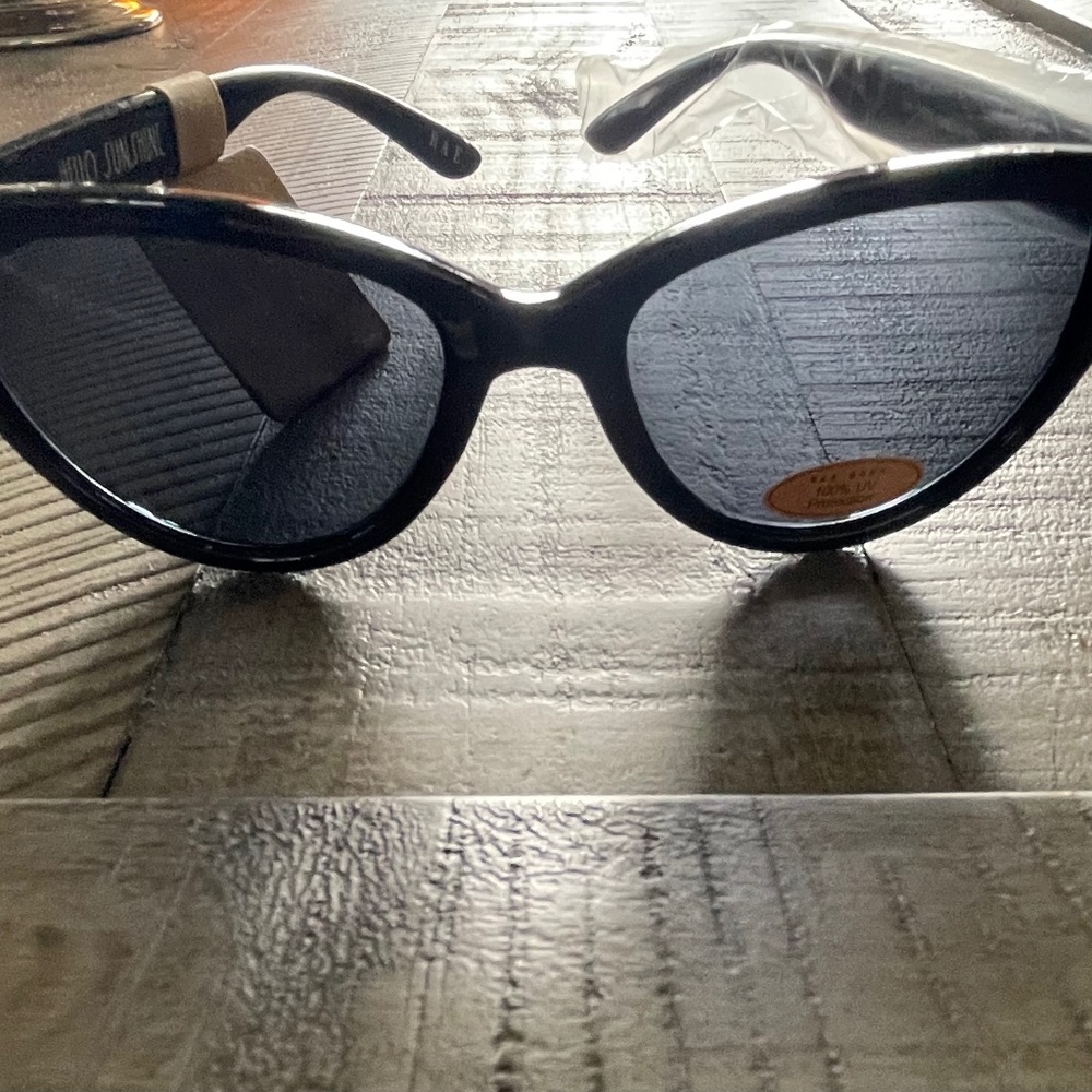Brand New RAE DUNN sunglasses
